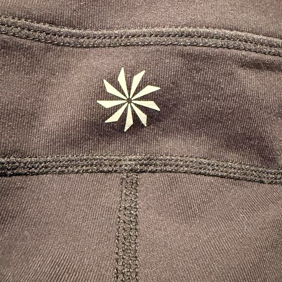 Athleta Women Kick Booty Straight Leg Crop Black Capri Yoga Pant Leggings Medium - Picture 3 of 7